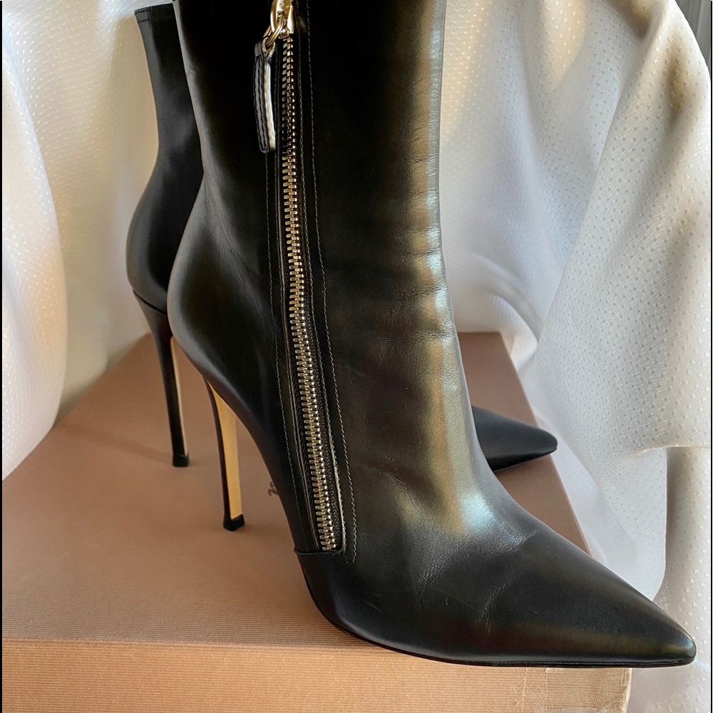 Gianvito Rossi Women’s Booties